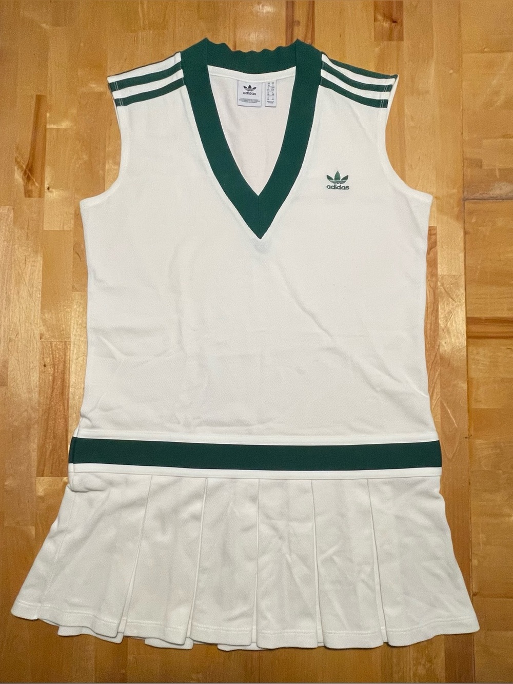 Adidas Originals Vintage Style Tennis Dress V-Neck Pleated Off-White Green S